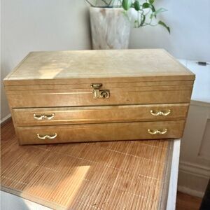 Vintage 1970’s Jewelry Box